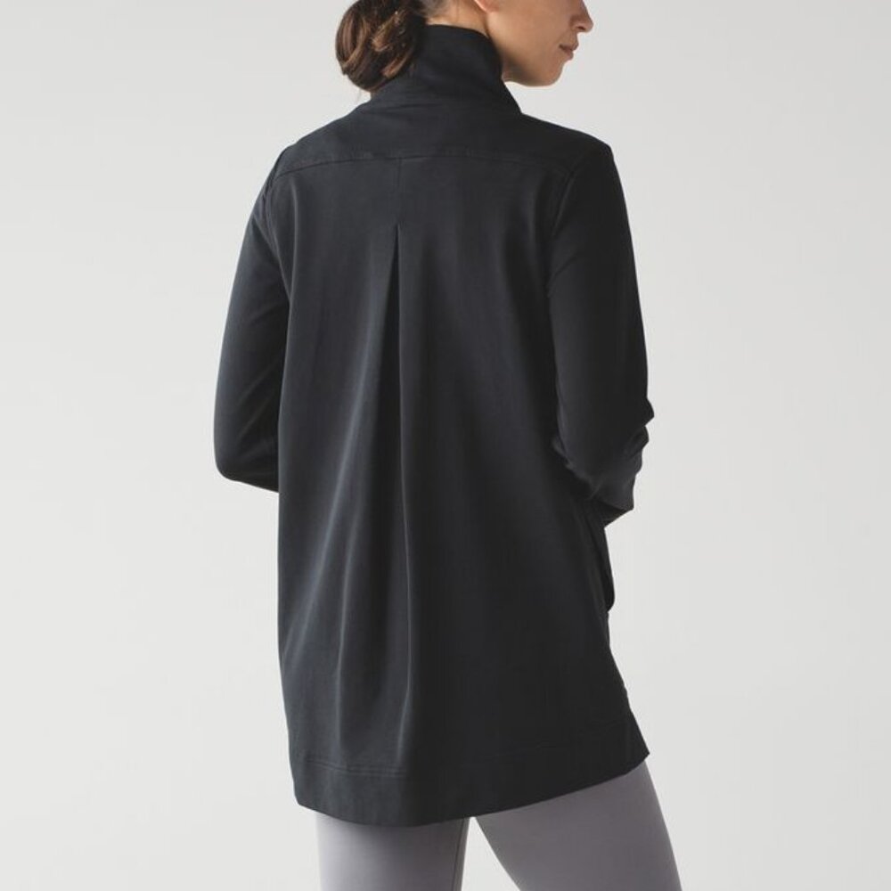 Lululemon Belle Wrap | Size 4 - Picture 2 of 10